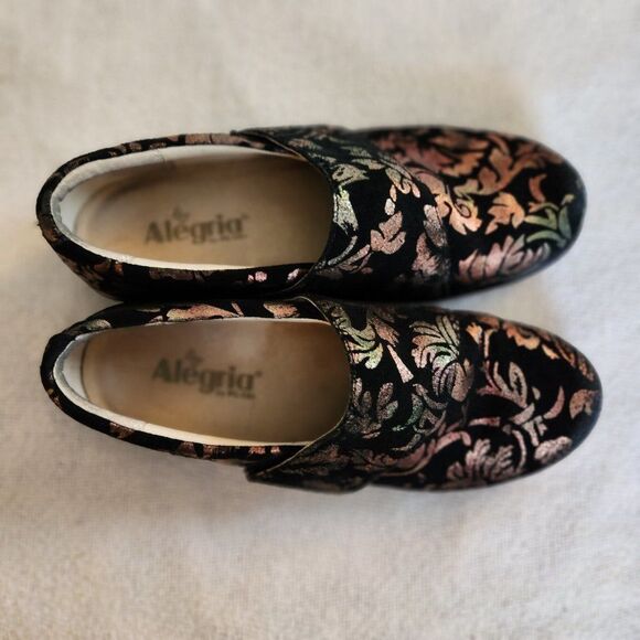 Alegria by PG Lite Black Nubuck Leather Floral Copper Metallic Clogs, size 8.5 - Picture 2 of 10